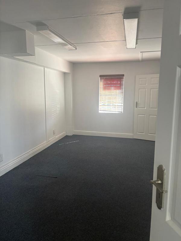 Commercial Property for Sale in Diep River Western Cape